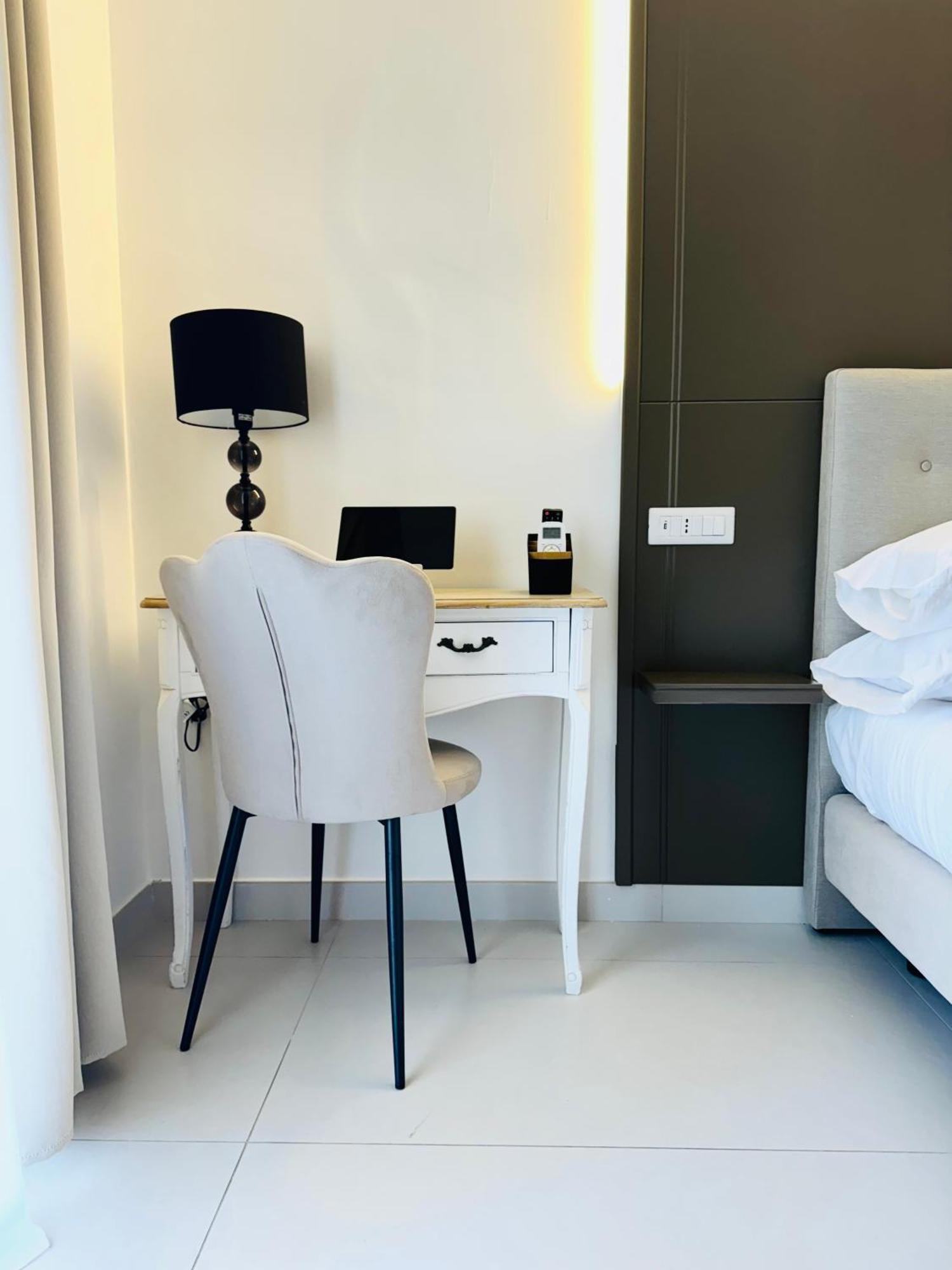 Ravello 23 Accommodation Bagian luar foto