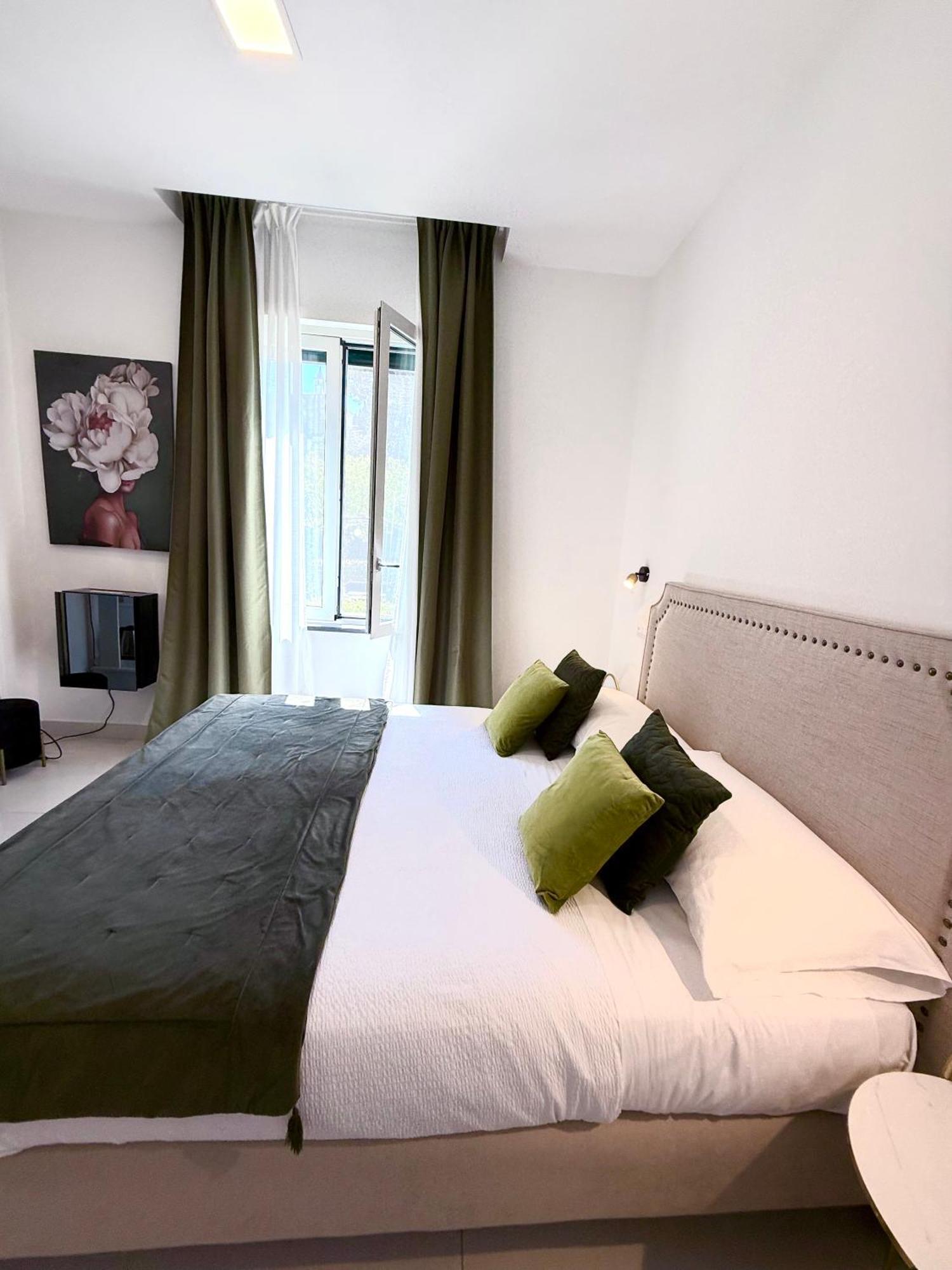 Ravello 23 Accommodation Bagian luar foto